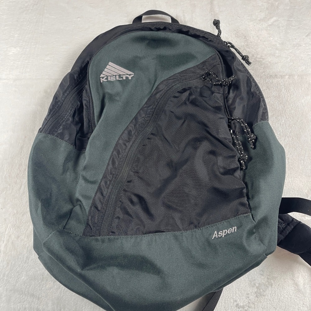 Kelty Aspen Backpack Black Charcoal Hiking Daypack Gorpcore Rugged Minimalist